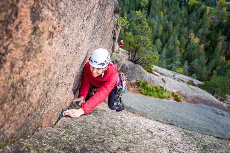 Fra kurs til klippe: Rutene som tar deg videre som fjellklatrer